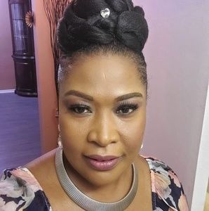 Meet your Posher, Patricia